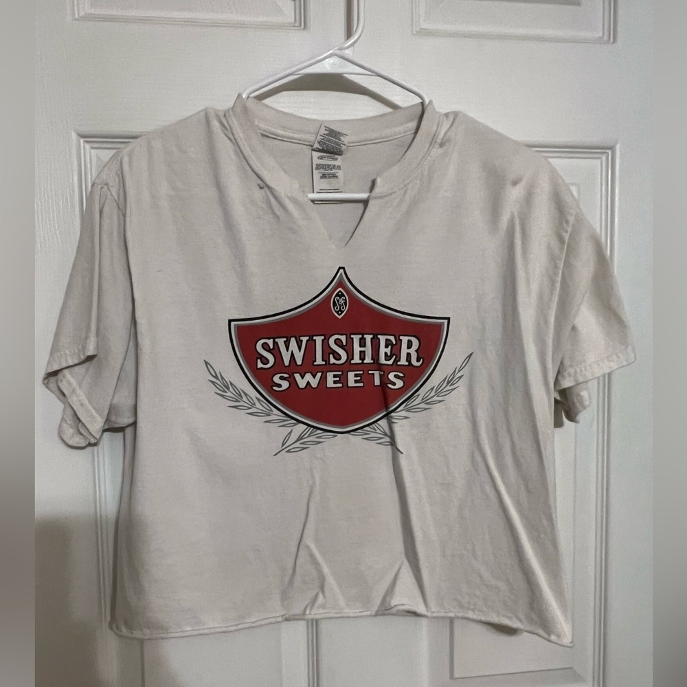 cropped tee